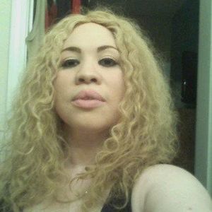 Meet your Posher, Yvette